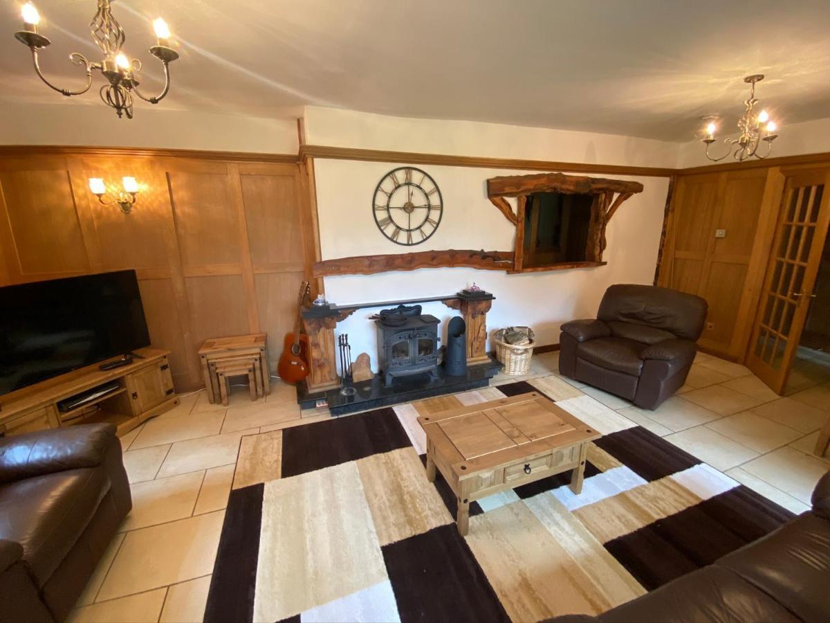 Tranquil Thornhill Cottage Retreat With Hot Tub Moniaive Kültér fotó